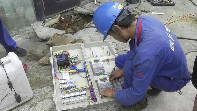 富林鎮(zhèn)西園社區(qū)智能電表安裝全面完成，3172戶居民邁入用電智能化時(shí)代